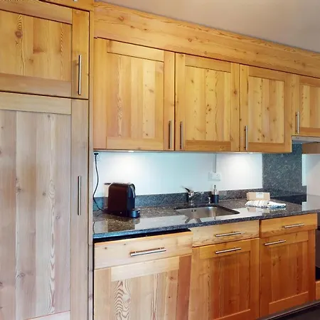 Quadratscha 12 Apartment Samedan