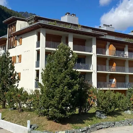 Apartment Quadratscha 12 Samedan