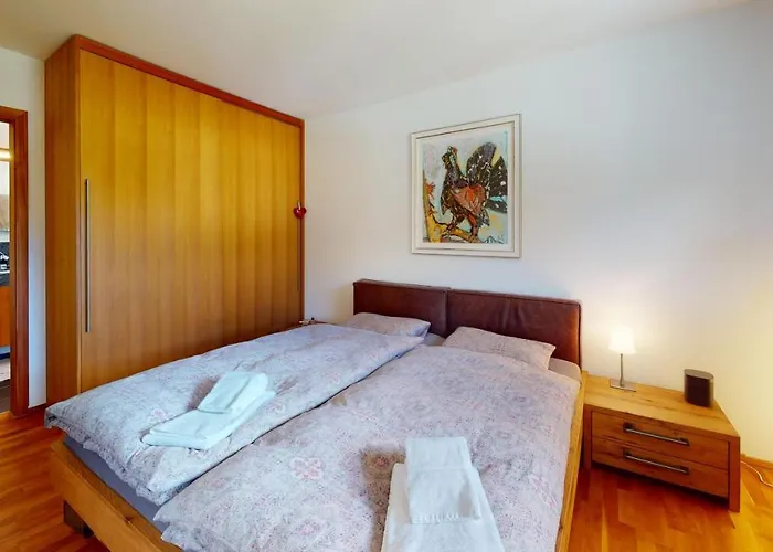 Quadratscha 12 Appartement Samedan