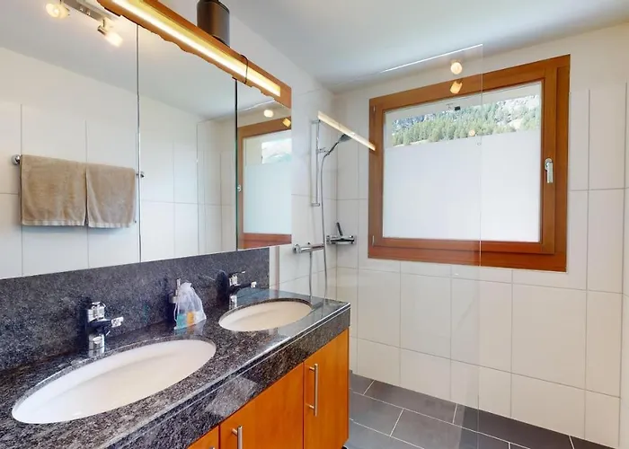 Appartement Quadratscha 12